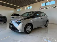 Usata Toyota Aygo Connect Style 72 CV (52 kW) 2021 Grigio Utilitaria