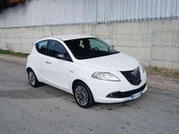 Usata Lancia Ypsilon Gold 95 CV (69 kW) 2012 Utilitaria