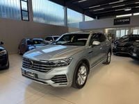 Usata VW Touareg 231 CV (169 kW) 2023 Argento SUV