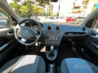 Usata Ford Fusion 80 CV (58 kW) 2007 Nero Utilitaria