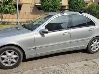 Usata Mercedes C200 Elegance 122 CV (89 kW) 2003 Grigio Berlina