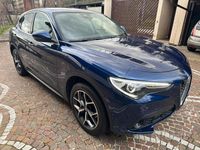 Usata Alfa Romeo Stelvio Executive 210 CV (154 kW) 2019 Blu/azzurro SUV