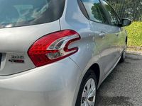 Usata Peugeot 208 2015 Grigio Utilitaria