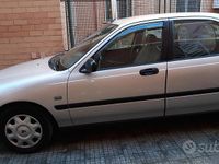 Usata Rover 400 103 CV (75 kW) 1998 Utilitaria