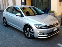 Usata VW Polo 80 CV (58 kW) 2018 Argento Utilitaria