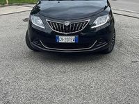 Usata Lancia Ypsilon 70 CV (51 kW) 2024 Nero Utilitaria