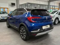 Usata Renault Captur Techno 101 CV (74 kW) 2023 Blu iron/tetto nero SUV