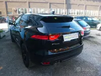 Usata Jaguar F-Pace R-Sport 180 CV (132 kW) 2017 Nero SUV