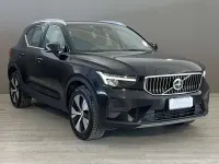 Usata Volvo XC40 Core 129 CV (94 kW) 2023 Nero SUV