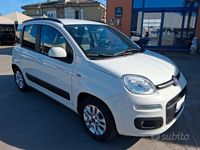 Usata Fiat Panda Lounge 69 CV (50 kW) 2017 Bianco Utilitaria