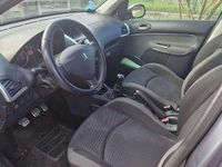 Usata Peugeot 206 60 CV (44 kW) 2011 Berlina