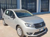 Usata Dacia Sandero Ambiance 75 CV (55 kW) 2016 Argento Utilitaria