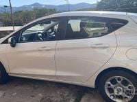 Usata Ford Fiesta 86 CV (63 kW) 2019 Bianco Utilitaria