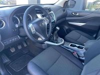 Usata Nissan Navara Acenta 163 CV (119 kW) 2017 Nero Pick-up