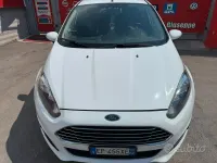 Usata Ford Fiesta Business Edition 75 CV (55 kW) 2013 Bianco Berlina