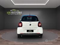 Usata Smart ForFour Prime 70 CV (51 kW) 2016 Bianco Utilitaria