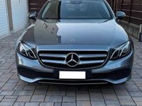 Usata Mercedes E220 Business 194 CV (142 kW) 2018 Grigio Station wagon