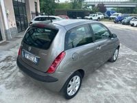 Usata Lancia Ypsilon 75 CV (55 kW) 2004 Antracite Utilitaria