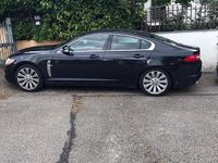 Usata Jaguar XF 200 CV (147 kW) 2010 Nero Berlina