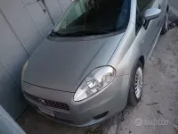 Usata Fiat Grande Punto 65 CV (47 kW) 2008 Grigio Utilitaria