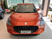 Nuova Suzuki Swift 82 CV (60 kW) 2026 Arancione Utilitaria