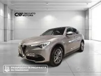 Usata Alfa Romeo Stelvio Executive 280 CV (205 kW) 2017 Grigio SUV