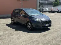 Usata Ford Fiesta Titanium 75 CV (55 kW) 2013 Berlina