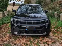 Usado Jeep Avenger Summit 101 HP (74 kW) 2023 Preto SUV