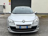 Usata Renault Mégane Luxe 110 CV (80 kW) 2011 Argento Berlina