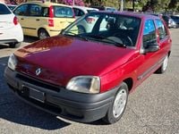 Usata Renault Clio 58 CV (42 kW) 1997 Rosso Utilitaria