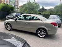 Usata Opel Astra Cabriolet Cosmo 115 CV (84 kW) 2007 Marrone Cabrio