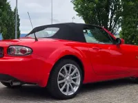 Usata Mazda MX5 162 CV (119 kW) 2006 Rosso Cabrio