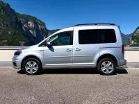Usata VW Caddy Comfortline 122 CV (89 kW) 2020 Argento Monovolume