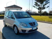 Usata Lancia Musa S 95 CV (69 kW) 2010 Argento Monovolume