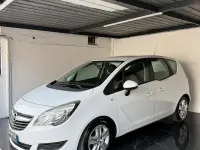 Gebraucht Opel Meriva Cosmo 95 PS (69 kW) 2014 Weiß Van / Kleinbus