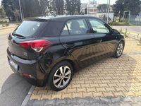 Usata Hyundai i20 Comfort 83 CV (61 kW) 2016 Nero Utilitaria