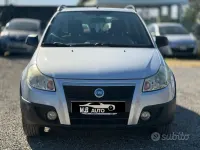 Usata Fiat Sedici 107 CV (78 kW) 2006 Grigio SUV