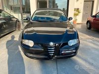 Usata Alfa Romeo 147 Distinctive 140 CV (102 kW) 2003 Nero Utilitaria