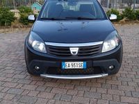 Usata Dacia Sandero Stepway 70 CV (51 kW) 2010 Grigio Berlina