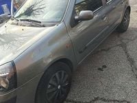 Usata Renault Clio II 75 CV (55 kW) 2002 Berlina