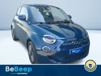 Usata Fiat 500e La Prima 86 kW (118 CV) 2022 Verde metallizzato Berlina