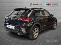 Begagnad VW T-Roc R-line 150 HK (110 kW) 2022 Svart SUV