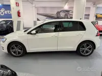 Usata VW Golf VII Highline 110 CV (80 kW) 2014 Bianco Berlina