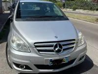 Usata Mercedes B180 Executive 109 CV (80 kW) 2011 Argento Utilitaria