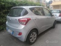 Usata Hyundai i10 67 CV (49 kW) 2016 Grigio Utilitaria