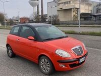 Usata Lancia Ypsilon 80 CV (58 kW) 2006 Arancione Utilitaria