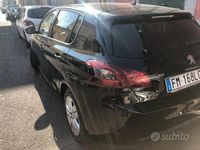 Usata Peugeot 308 116 CV (85 kW) 2017 Nero Berlina