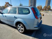 Usata Ford Focus Style 116 CV (85 kW) 2006 Blu/azzurro Station wagon