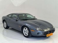 Usata Jaguar XK8 284 CV (208 kW) 1996 Grigio Coupé