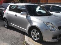Usata Suzuki Swift GLX 69 CV (50 kW) 2006 Grigio Berlina